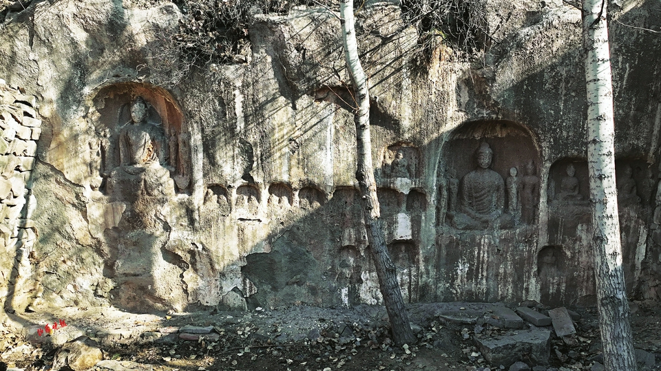 山西交城县发现铜炉寺摩崖造像 开